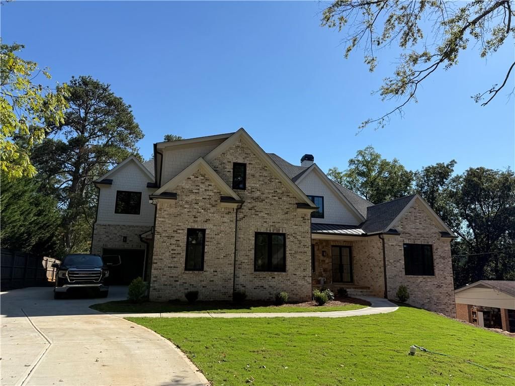 3700 Robinson Road Ne