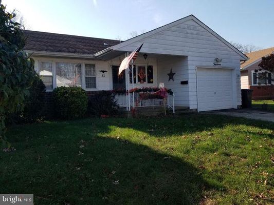 The Gardens Of Pleasant Plains Toms River Nj Homes For Sale Real Estate Neighborhoods Com