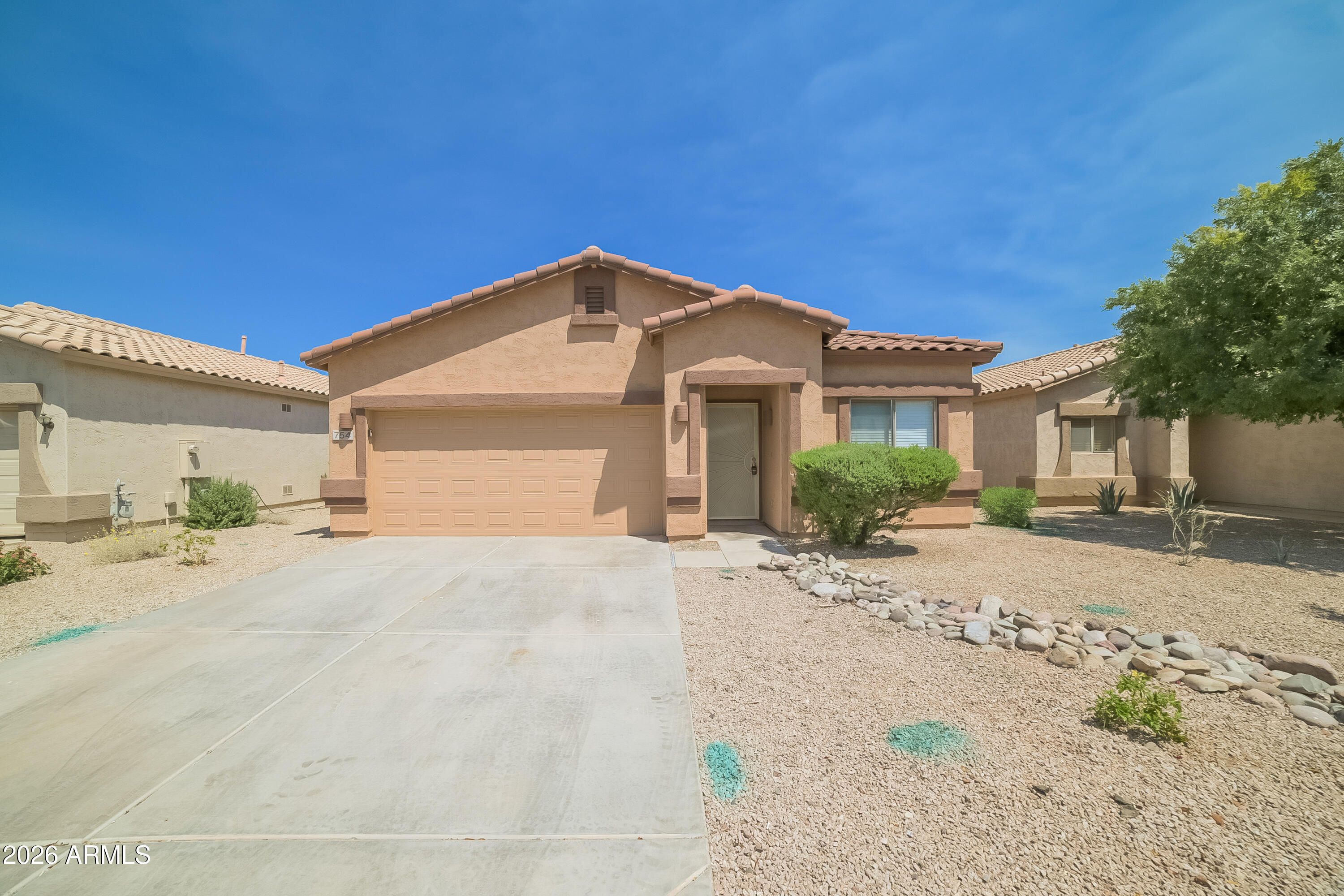 754 E Drifter Place