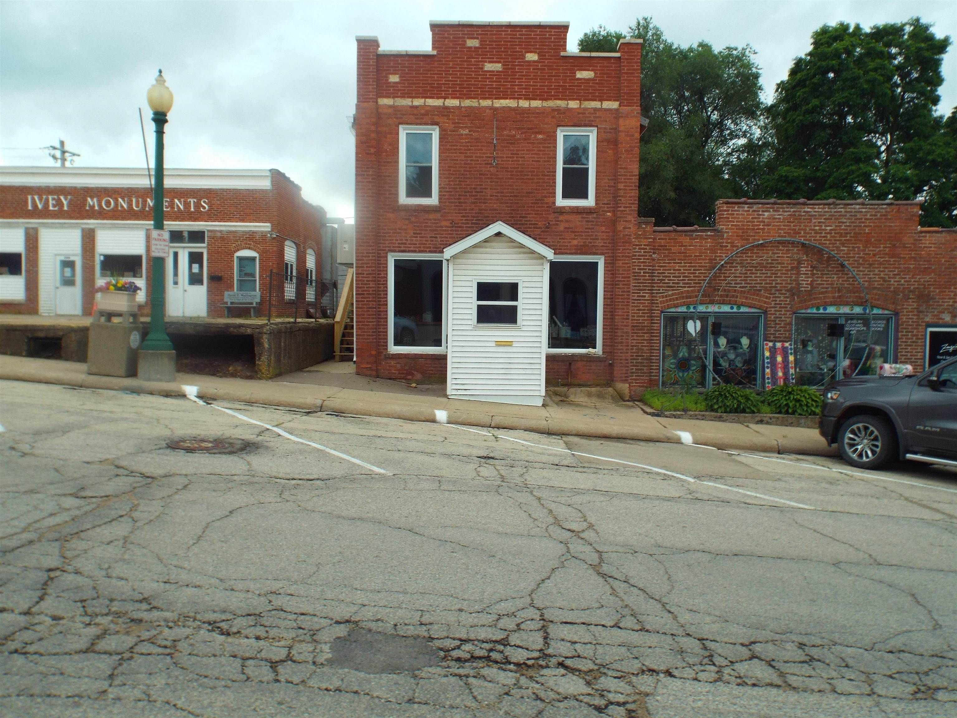206 Market