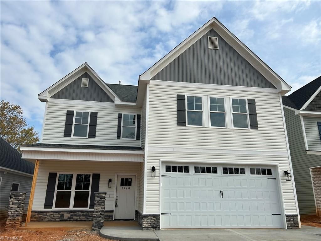 1926 Wild Rosewood Way