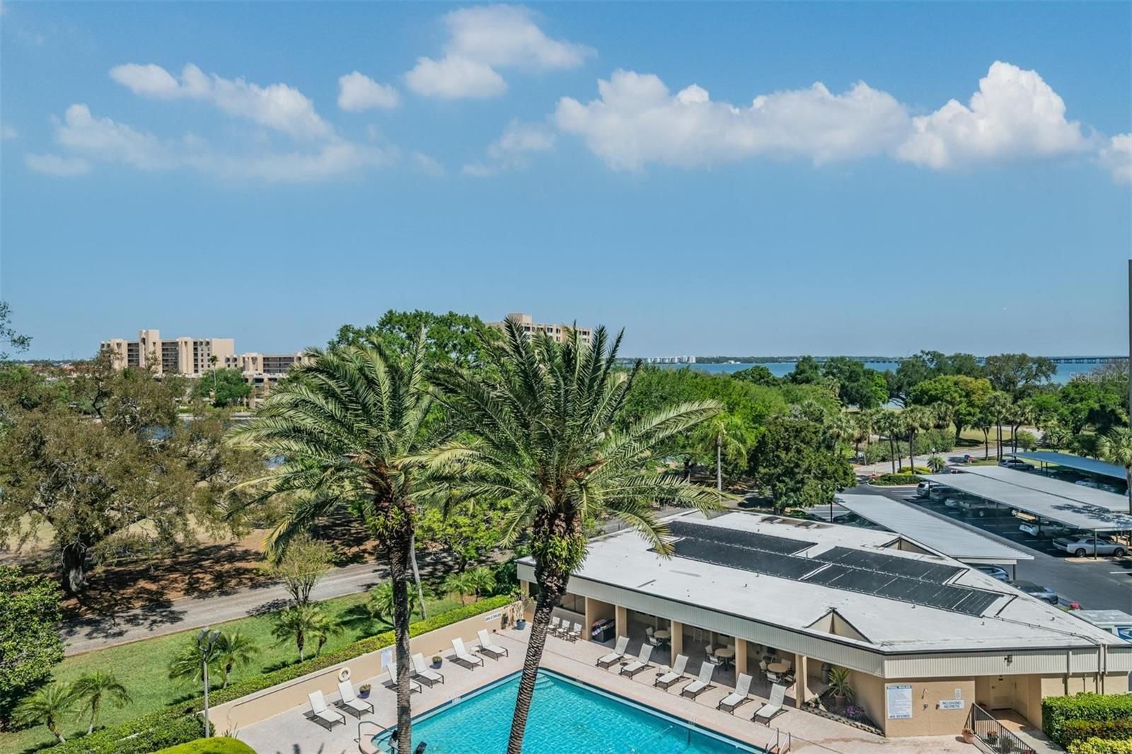 2621 Cove Cay Drive 606