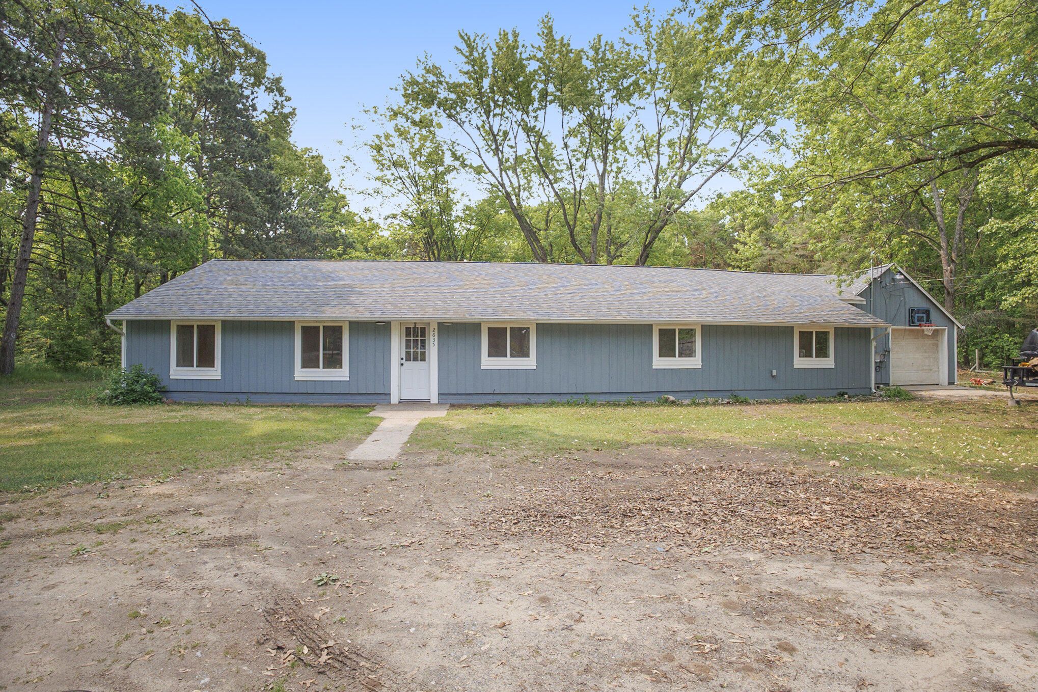 2635 E River Road