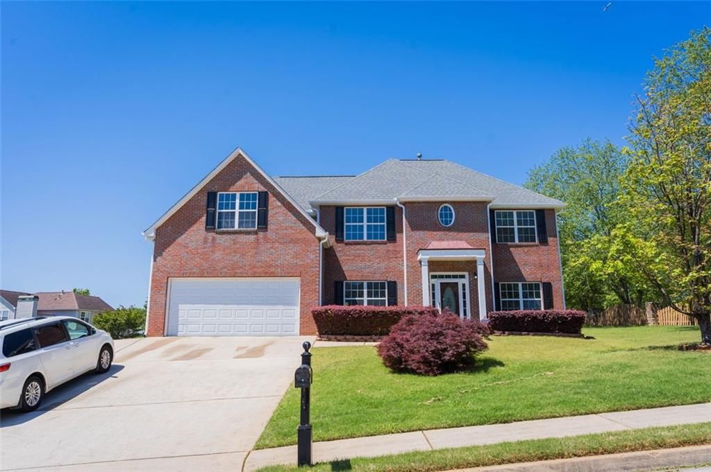100 Wyngate Chase