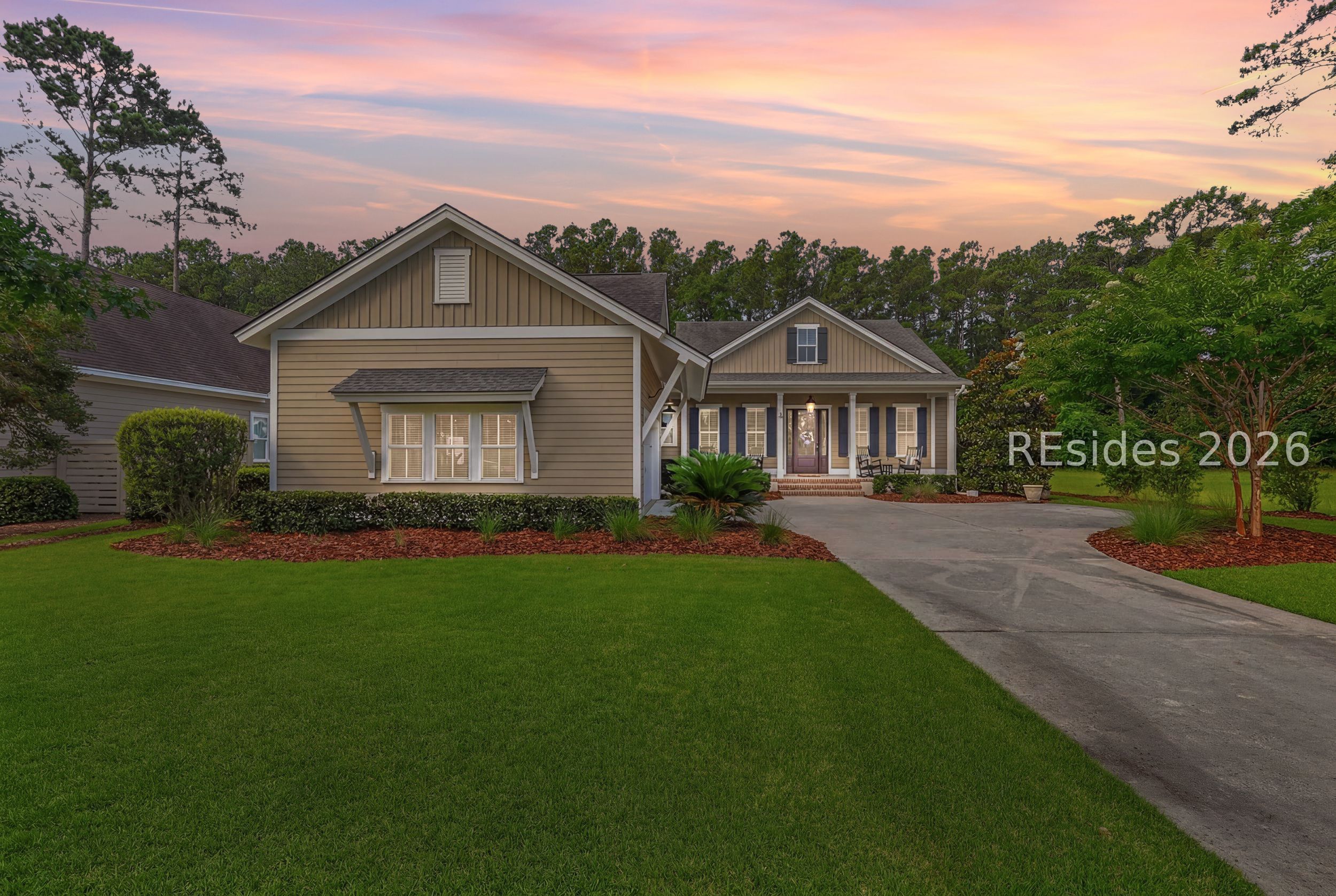 165 Farnsleigh Avenue