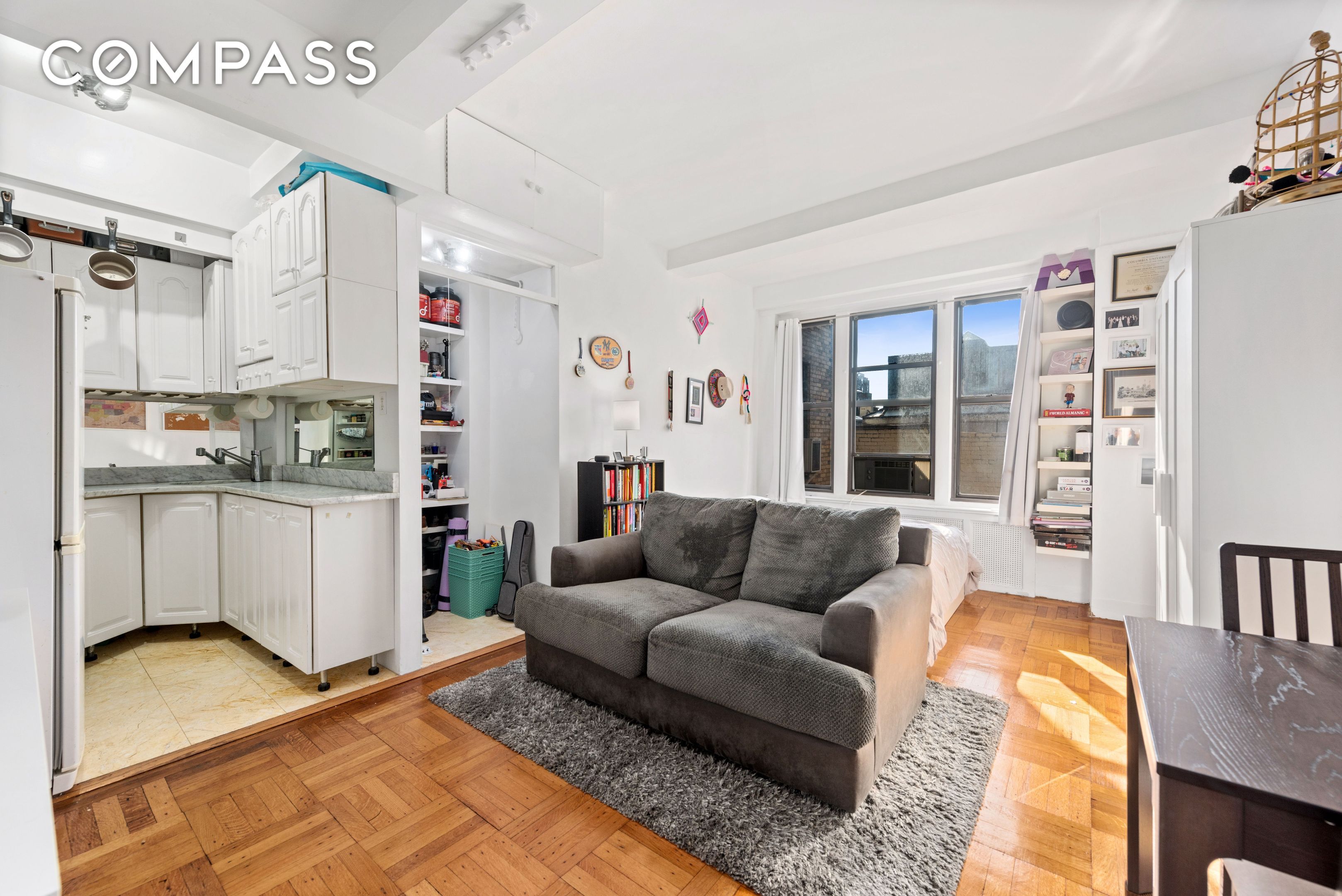 225 Central Park W 619