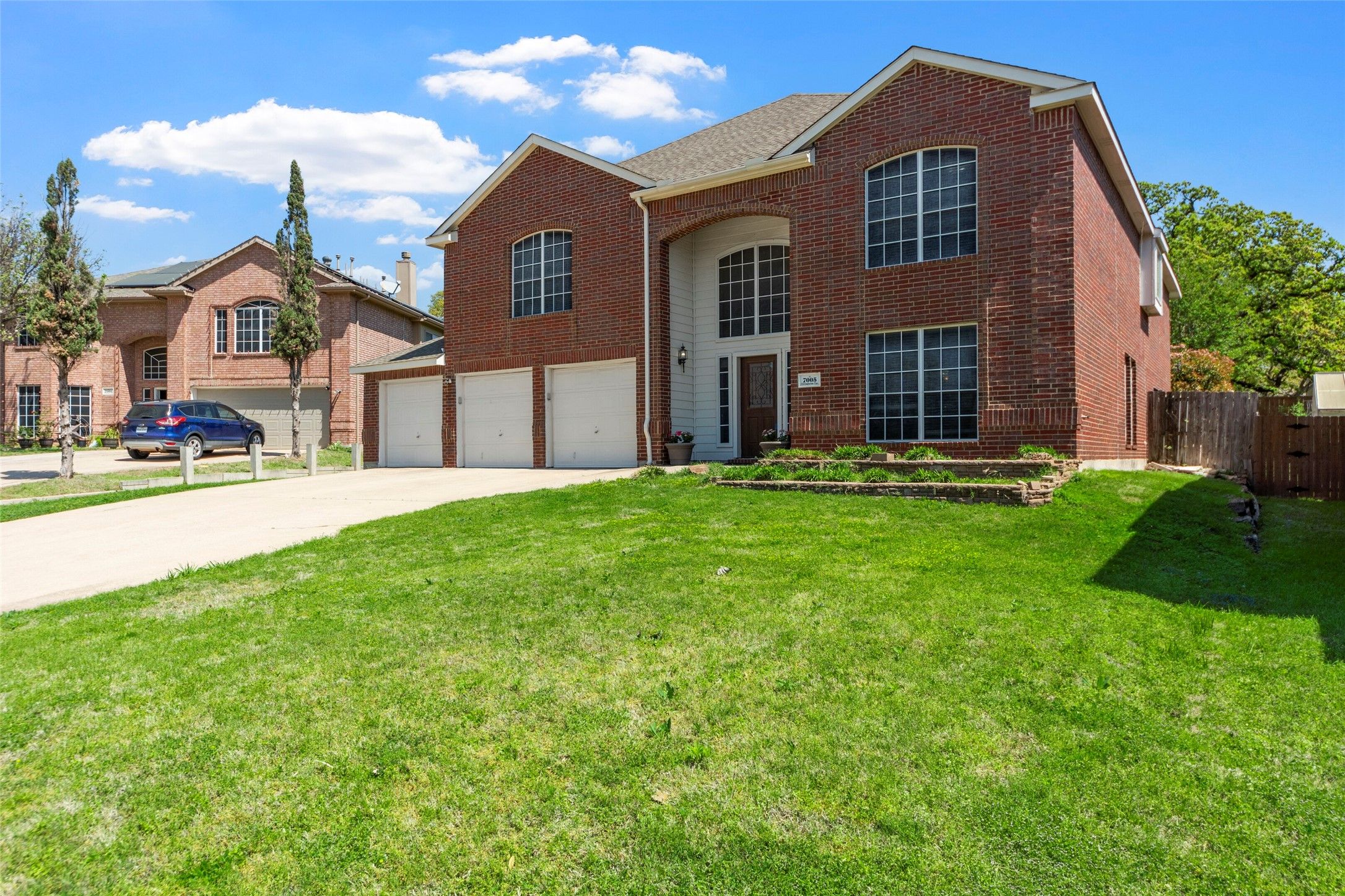 7005 Livingston Drive