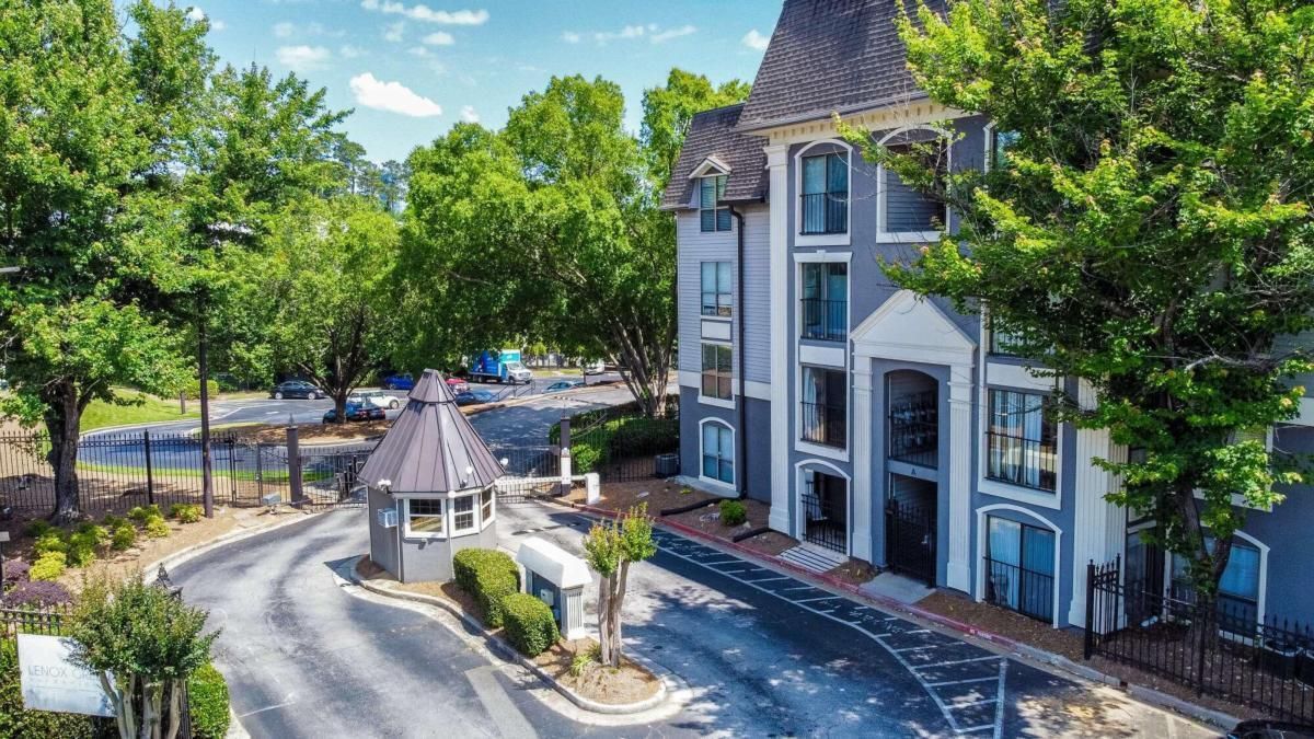 2657 Lenox Road Ne 4