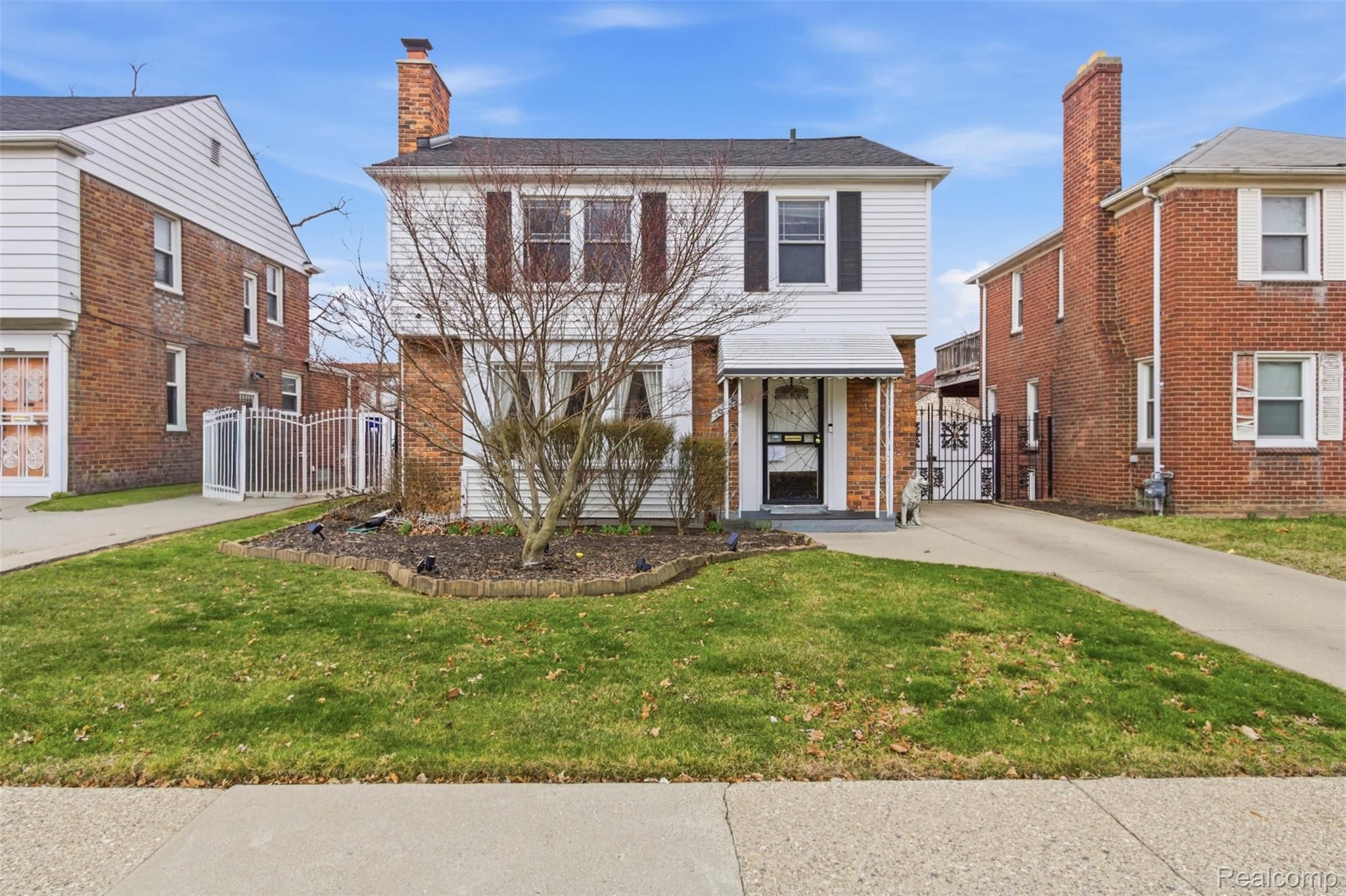 16855 Strathmoor Street