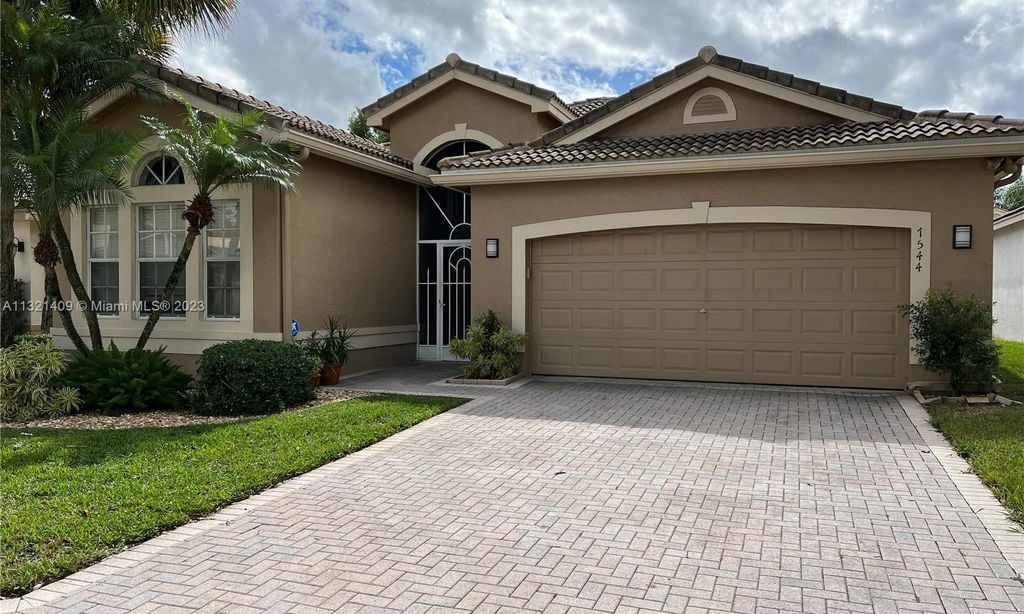 Valencia Lakes – Boynton Beach