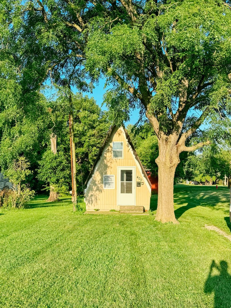 400 N Locust Street
