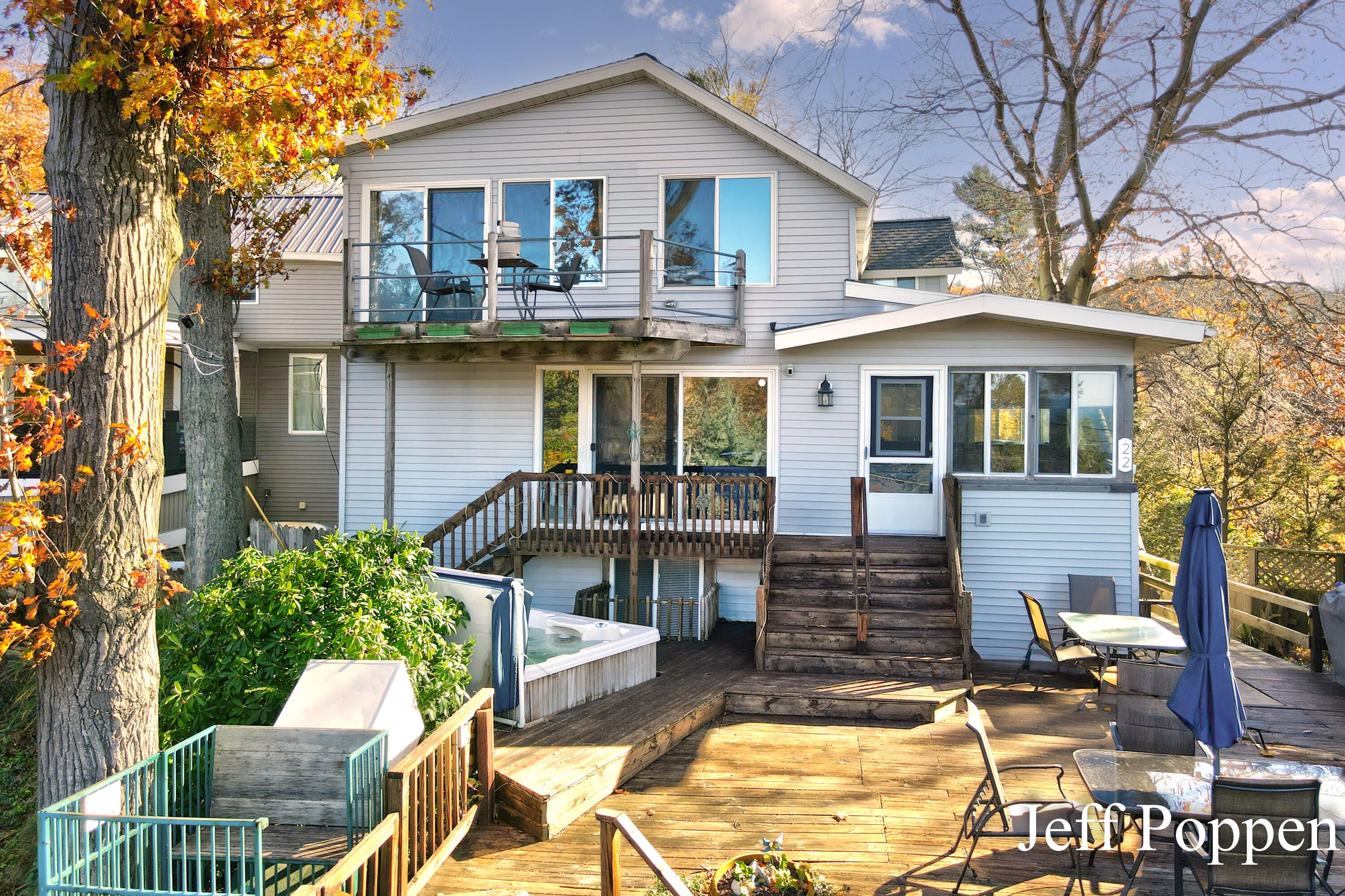 22 Edwards Avenue