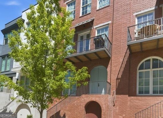 12 Bass Street Se