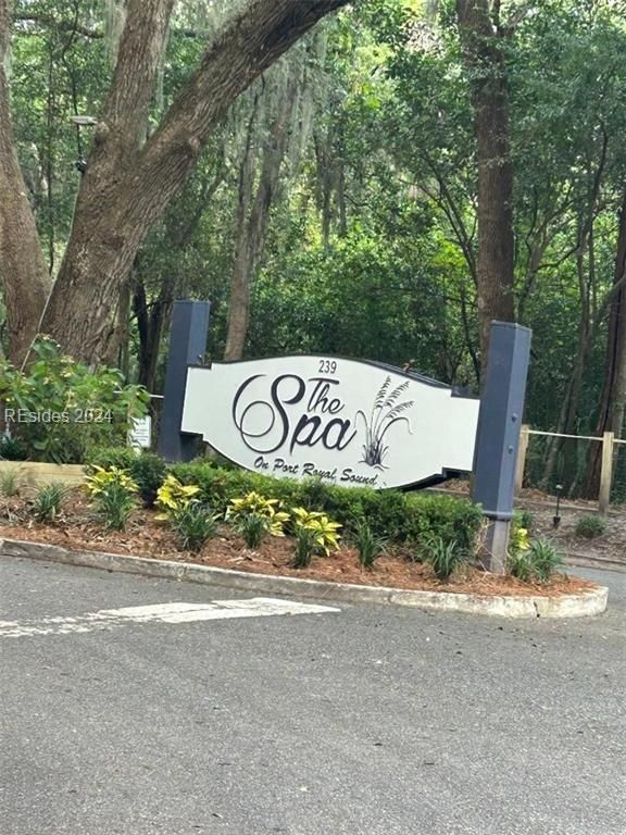 239 Beach City Road 3216
