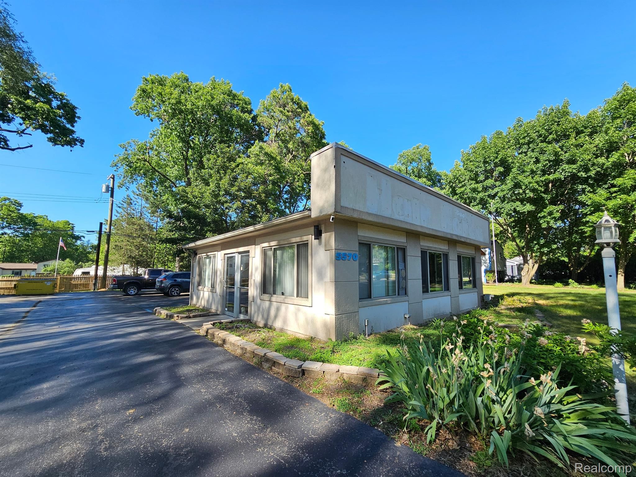 5570 Elizabeth Lake Road