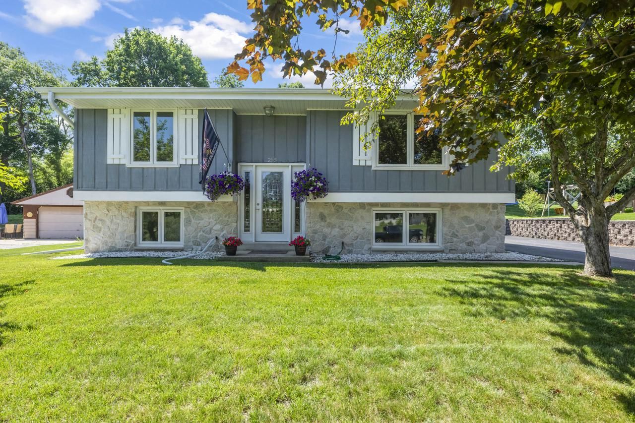 255 Willow Drive