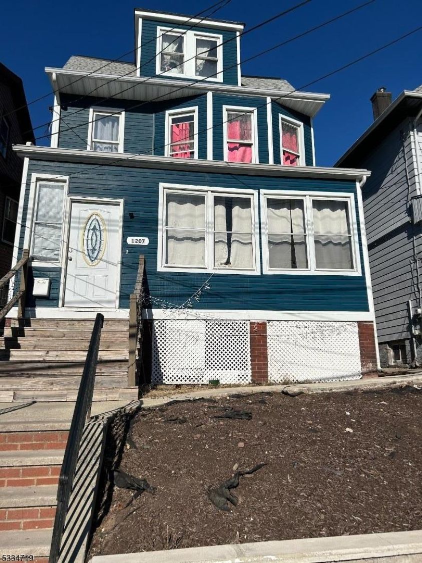 1207 Clinton Ave
