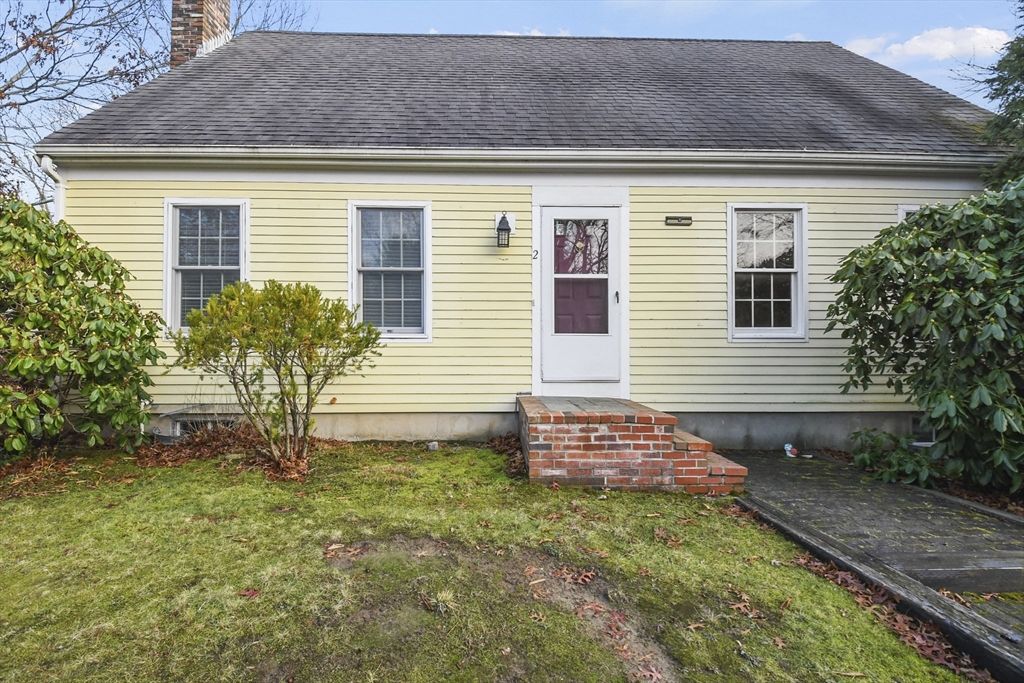 2 Candlewood Drive
