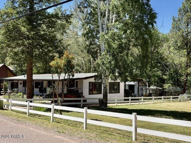 8206 W Parkinson Drive