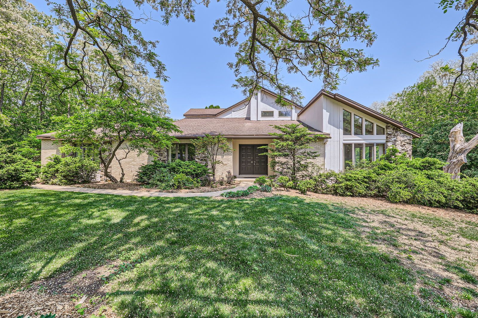 37w396 Maryhill Lane