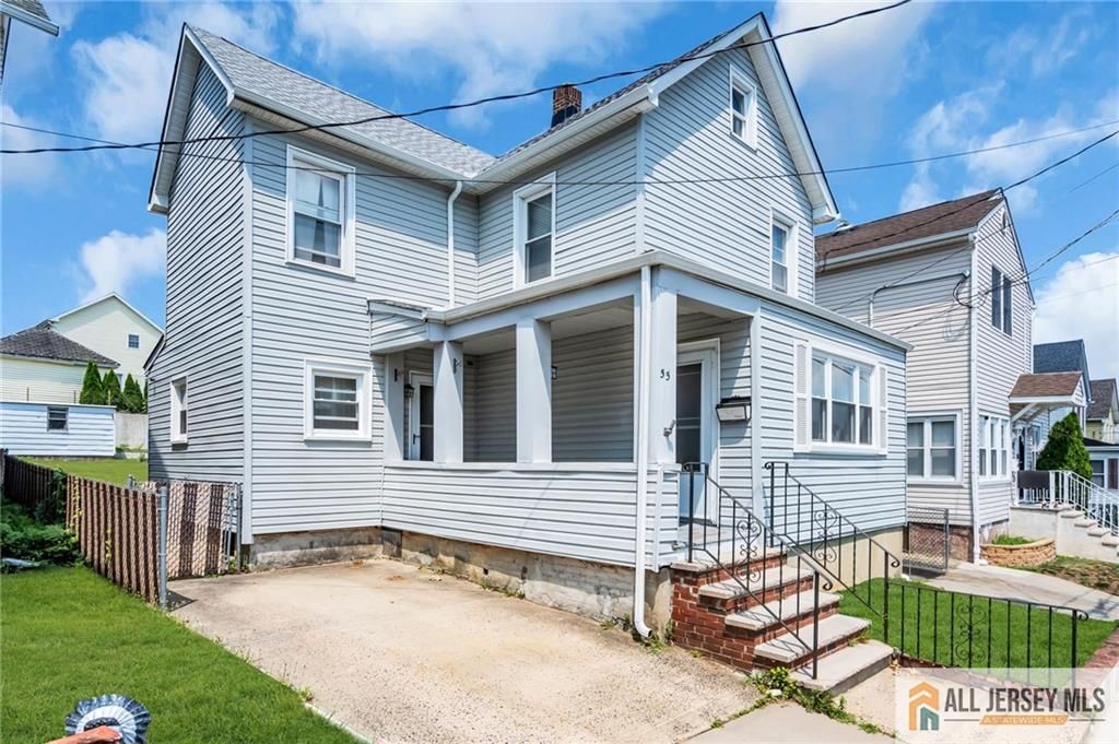 55 Smullen Street