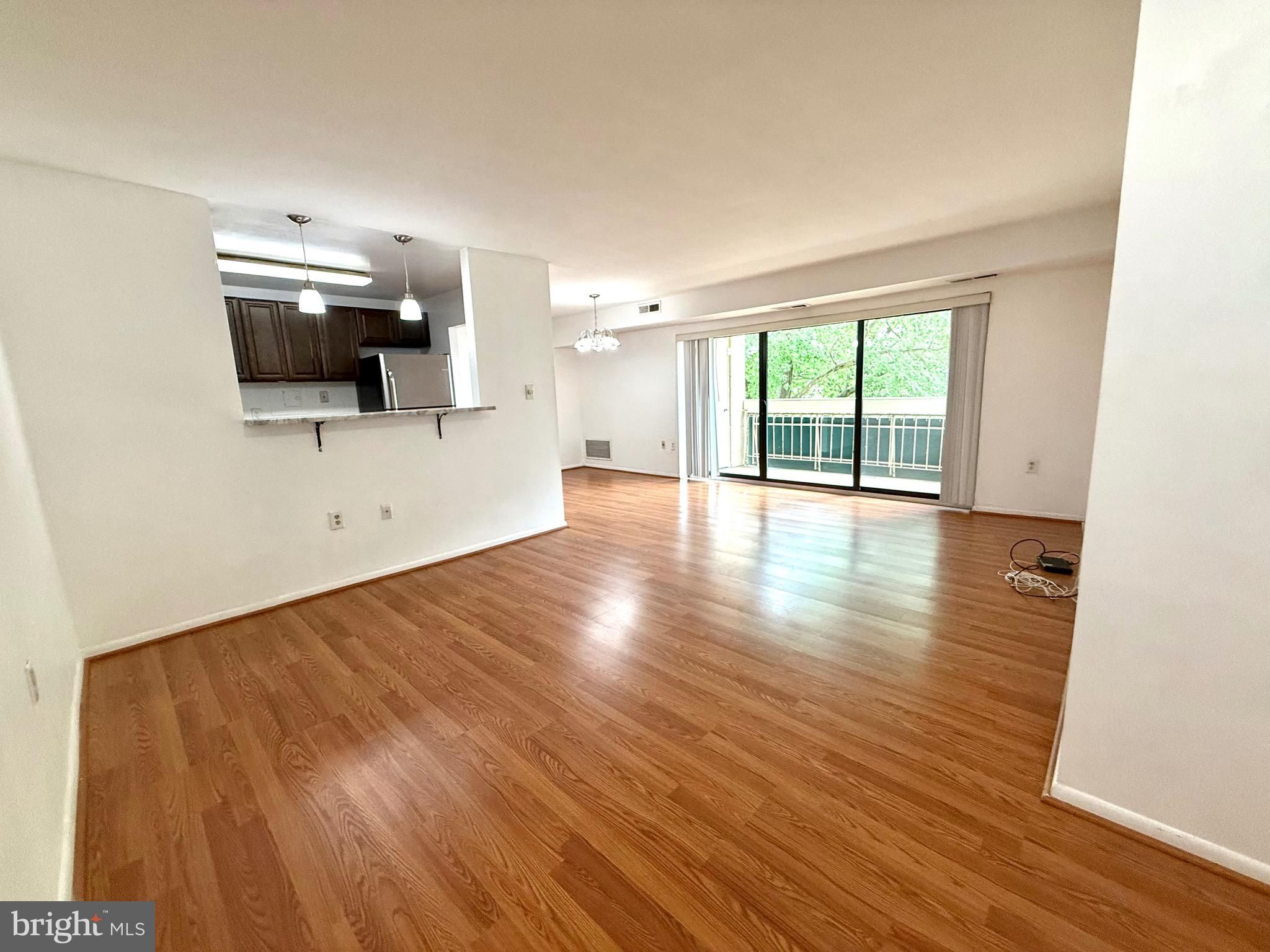 6133 Leesburg Pike 301