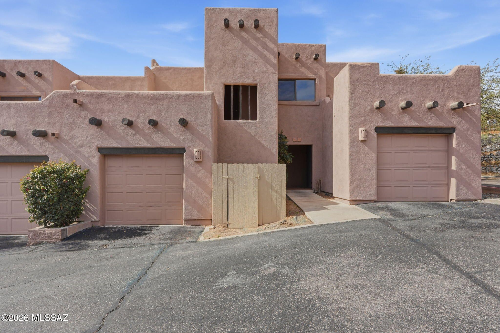 3011 W Trevi Place 201