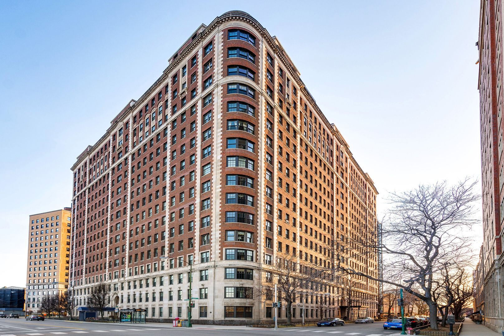 3750 N Lake Shore Drive 16H