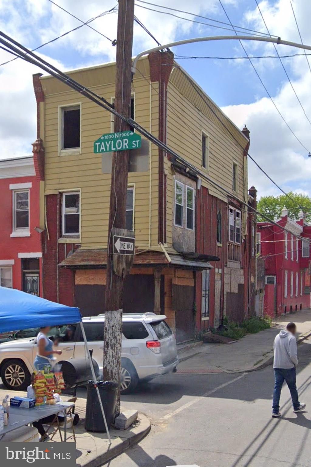 1866 N Taylor Street