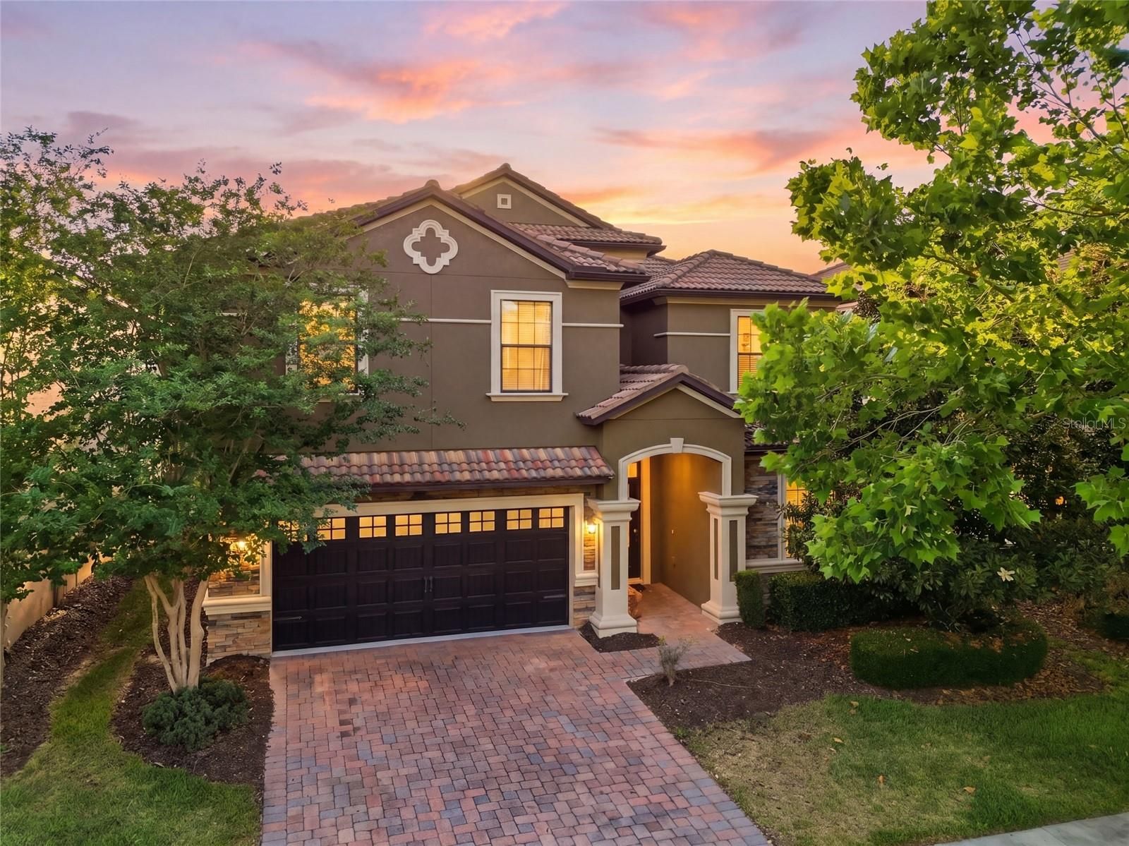 1414 Thunderbird Road