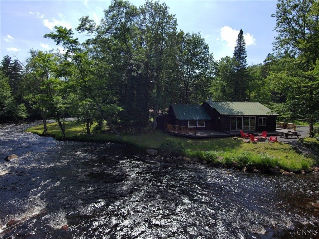 99 Deer Hollow Road