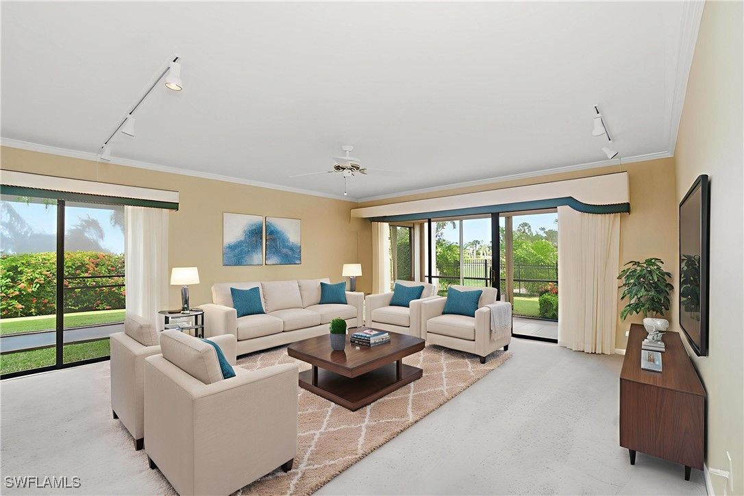 6979 Winkler Road 111