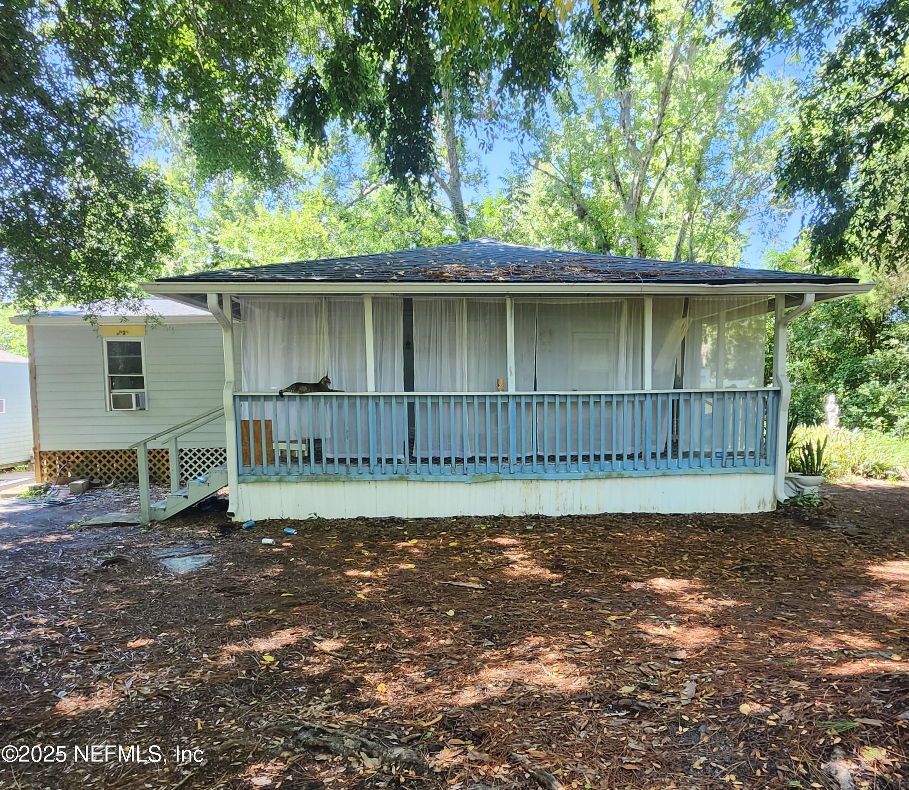 1089 W 15th Street 1