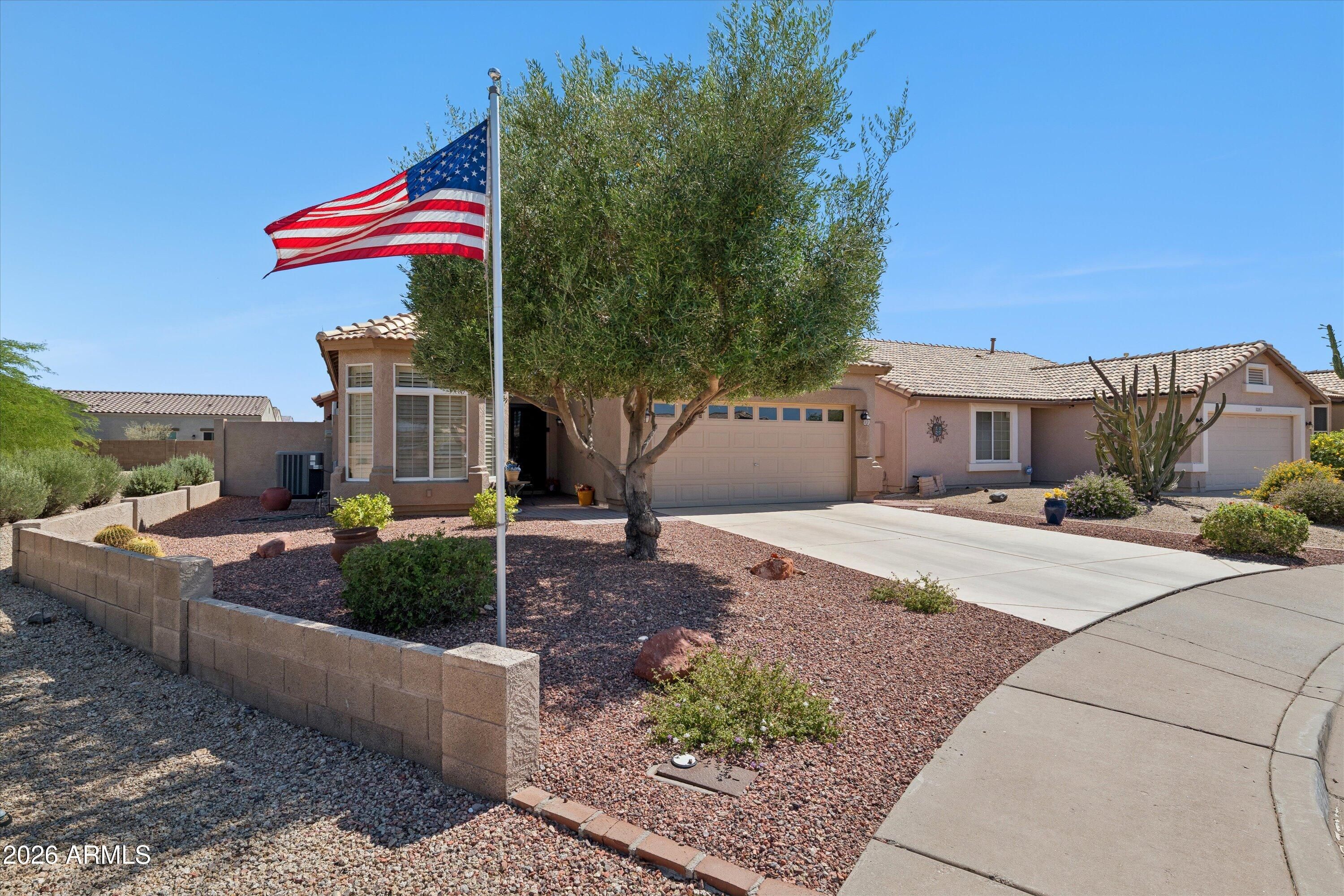 10259 W Mohawk Lane