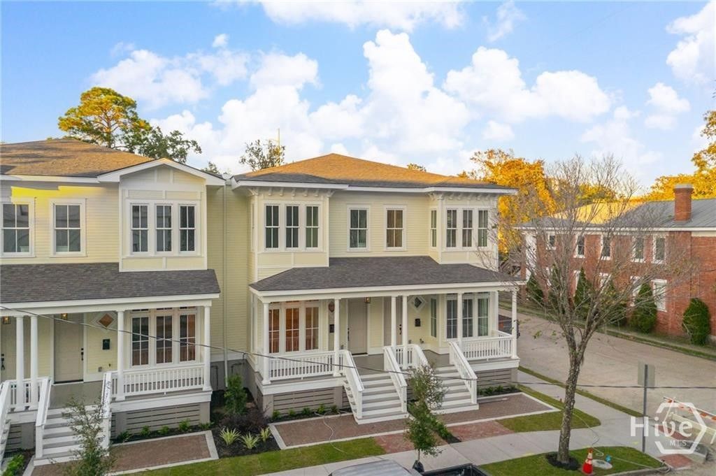 304 W 38th Street