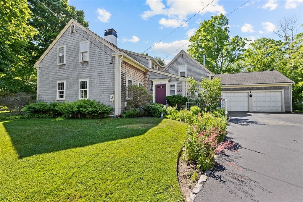 90 Beechwood St