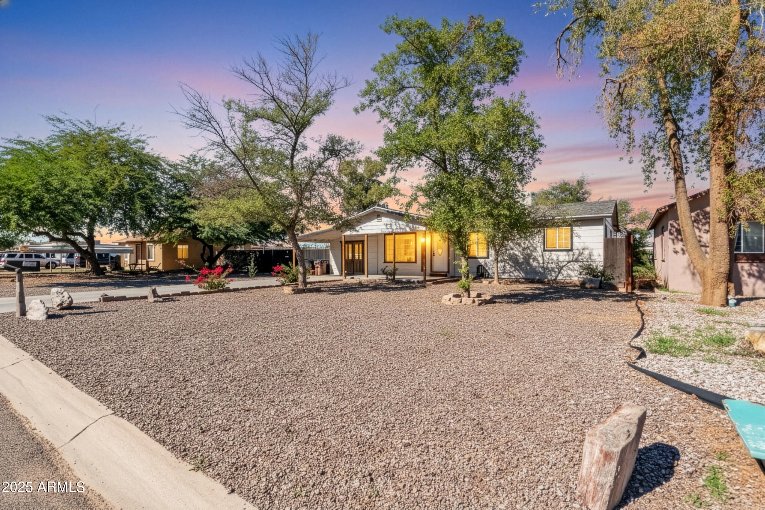 340 W Lindbergh Avenue