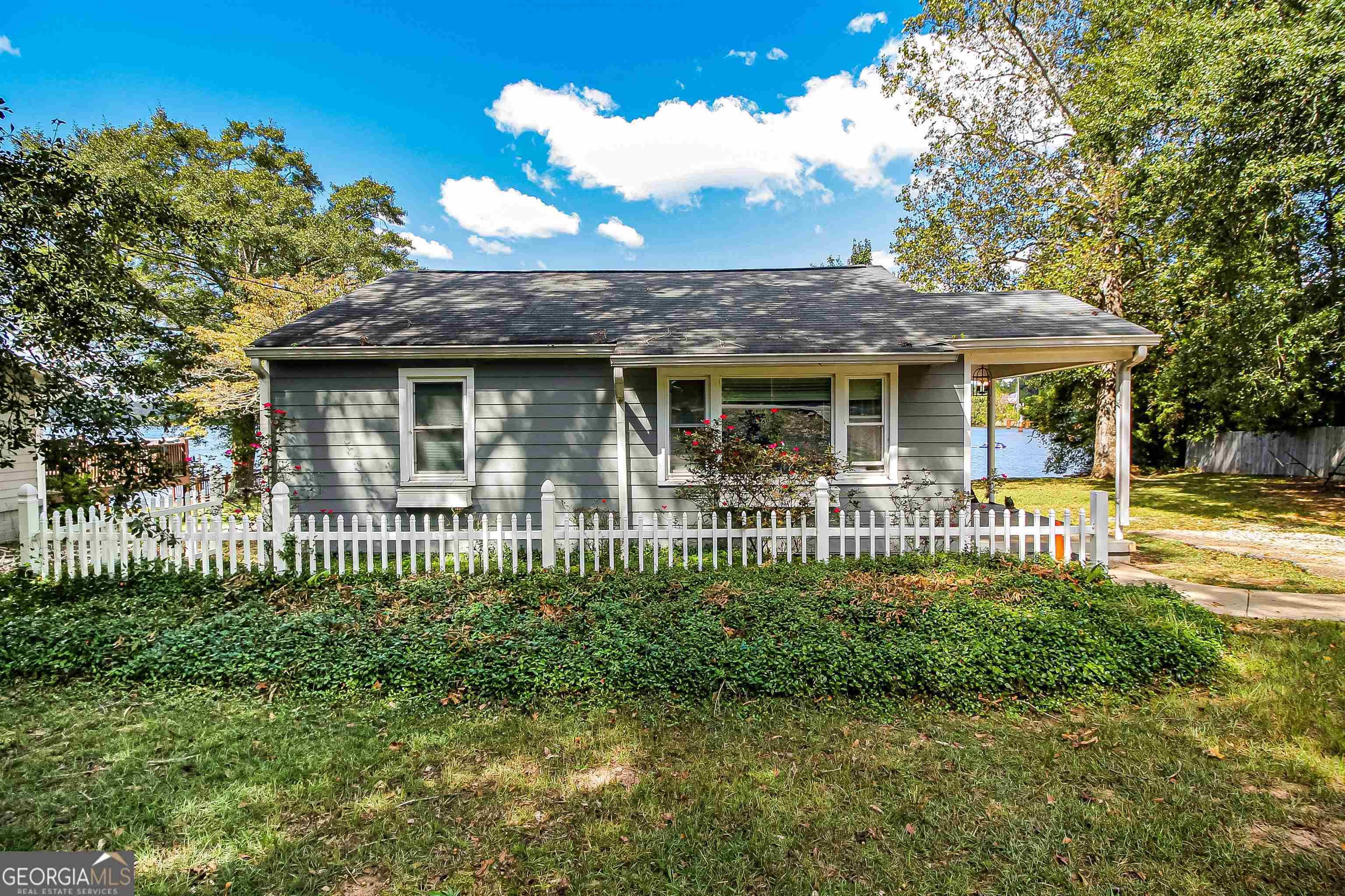 12 Lakeshore Drive