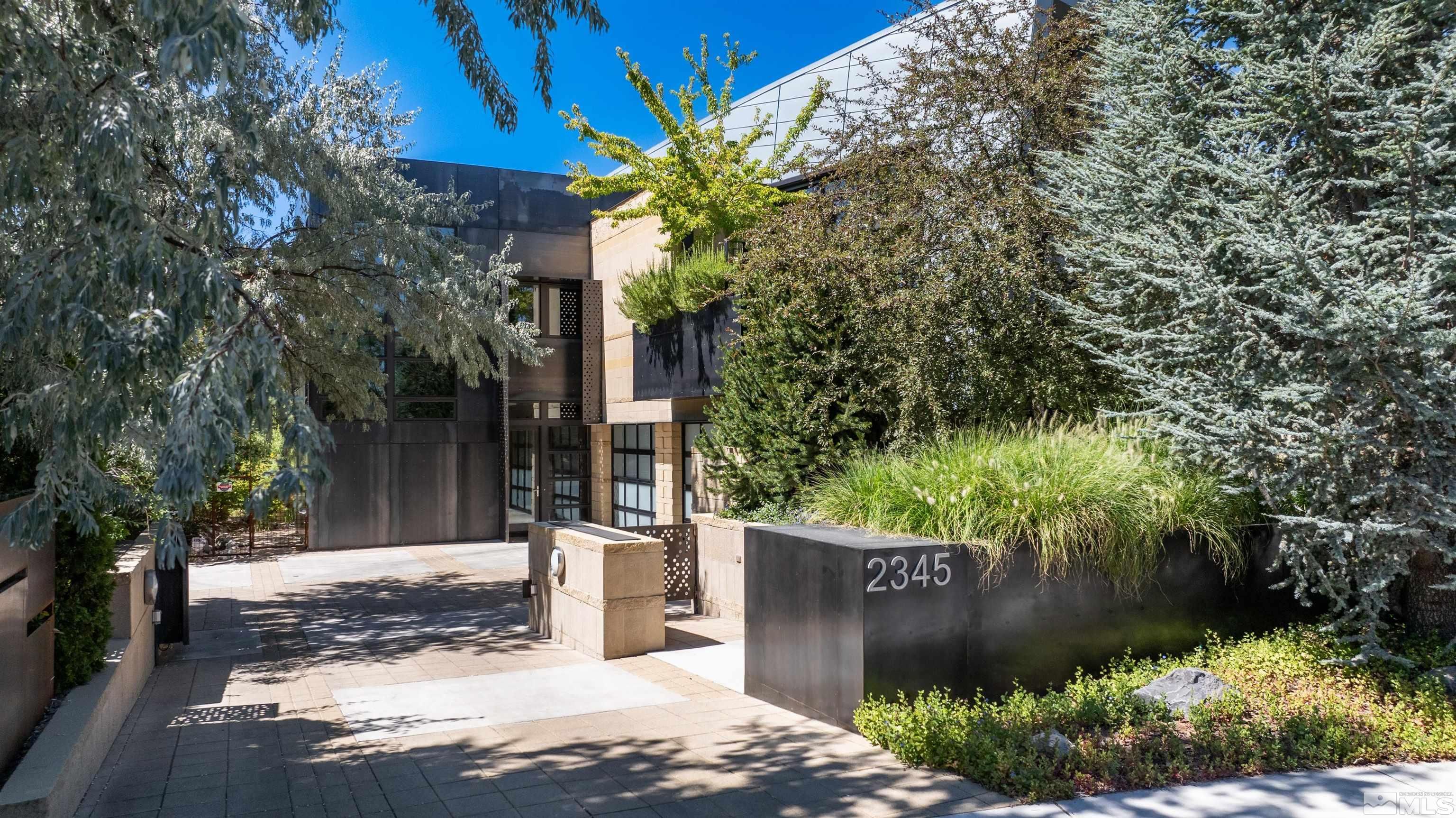 2345 Crescent Circle