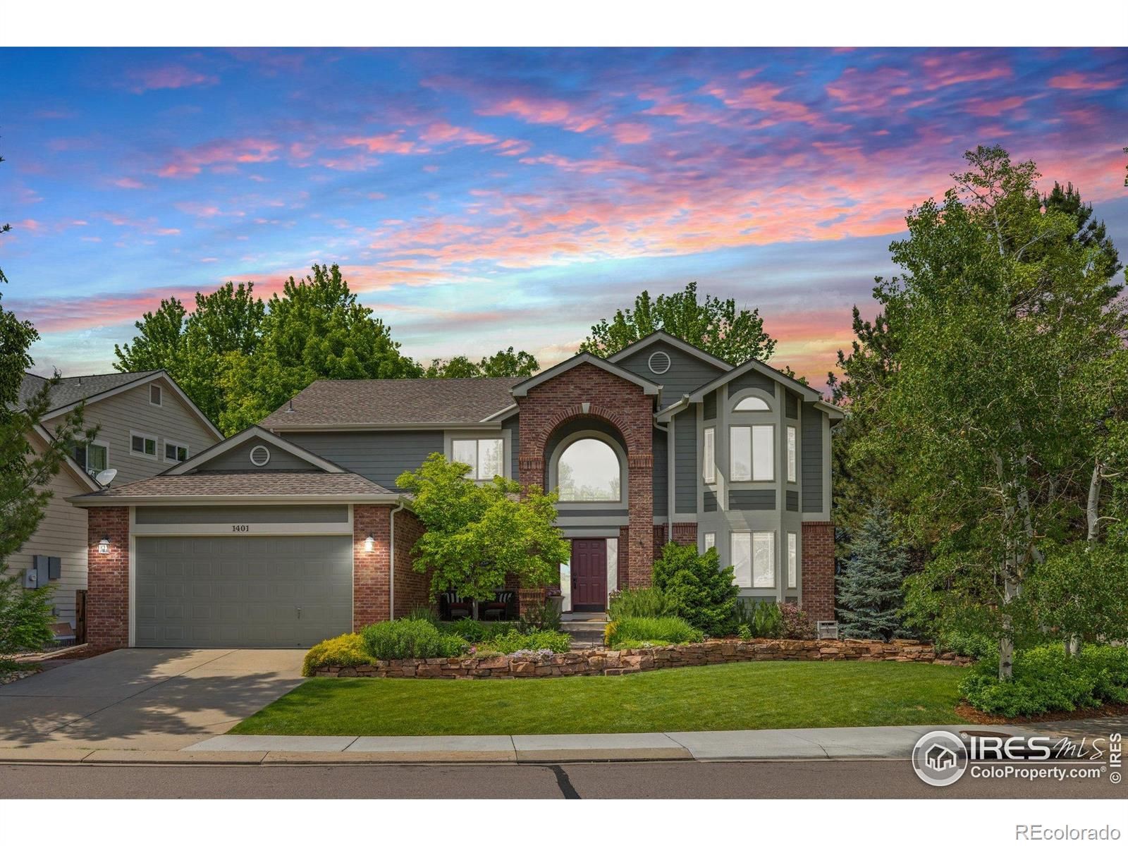 1401 Clover Creek Drive