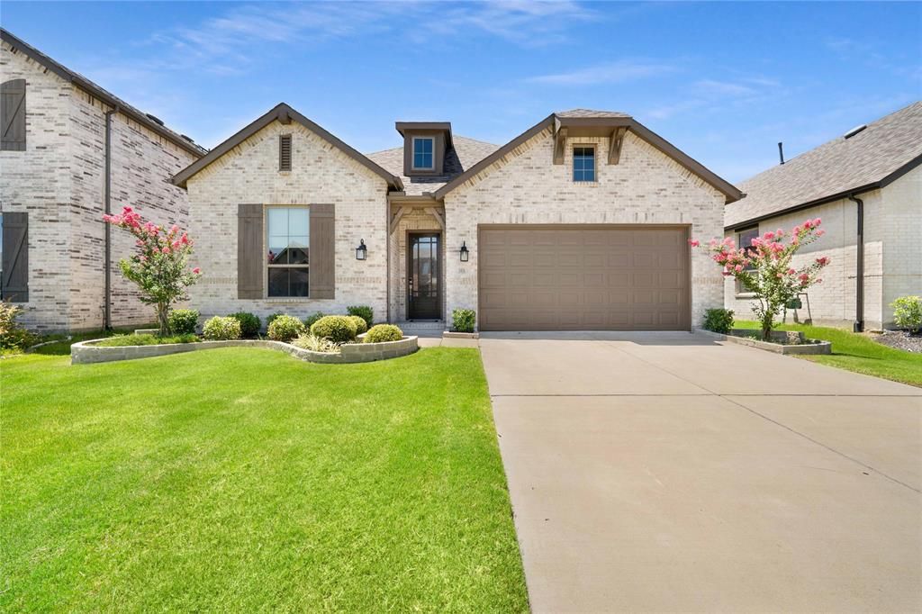 1416 Arrowwood Drive