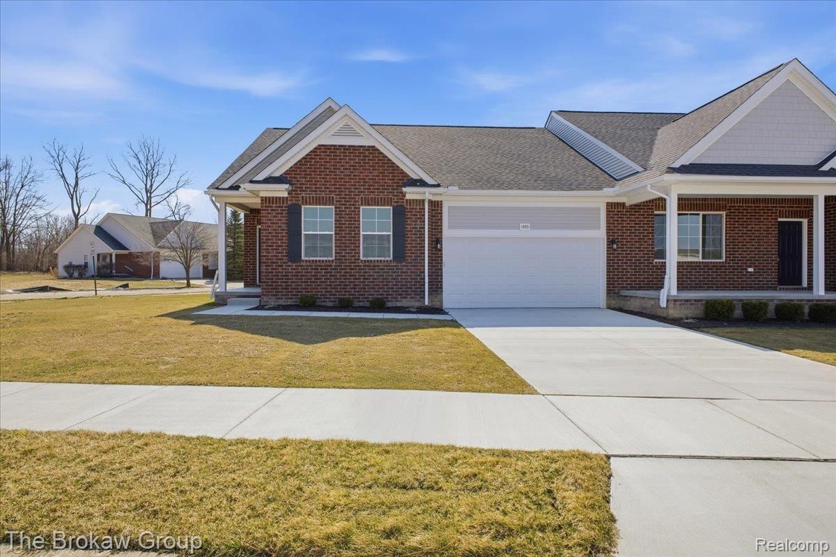 1435 Luxington Drive