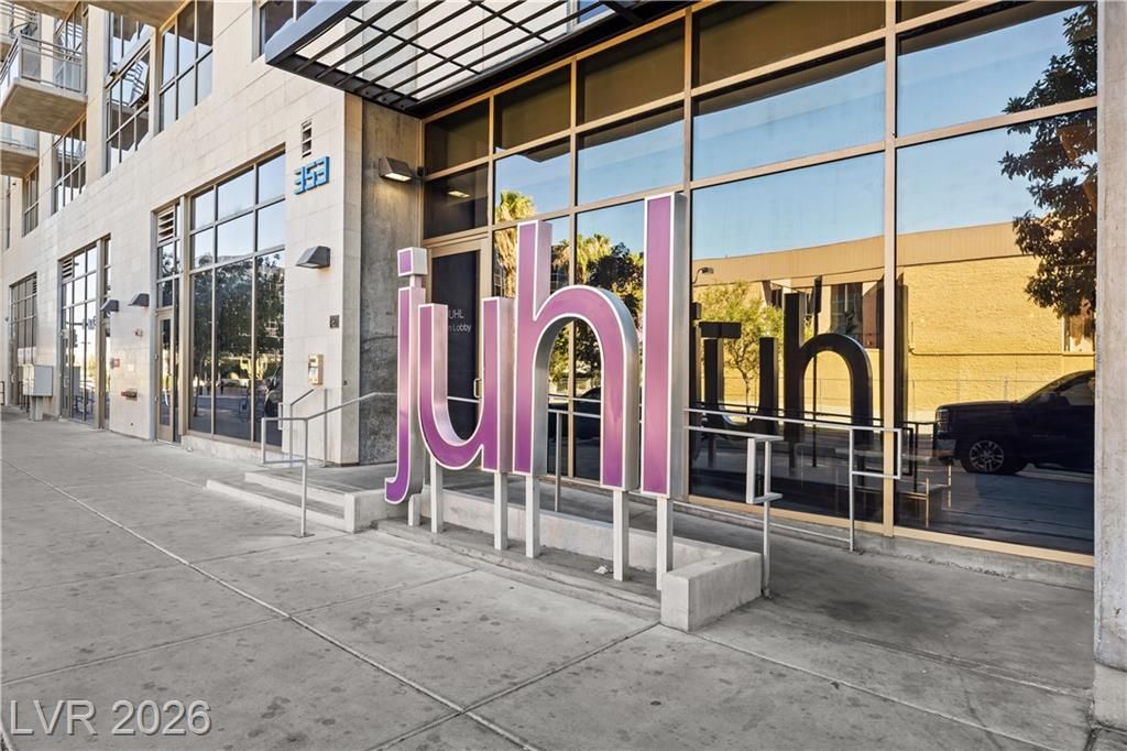 353 East Bonneville Avenue 505