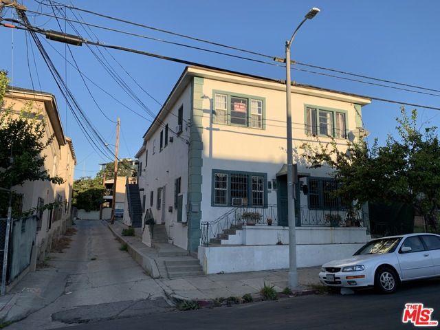 817 Centennial Street