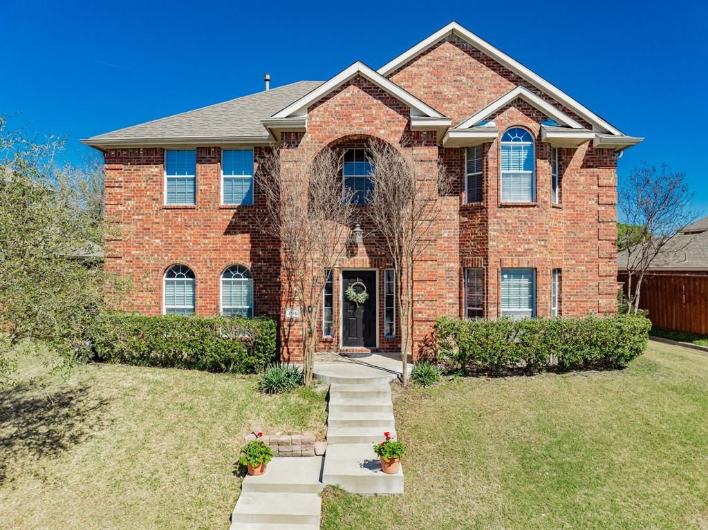 796 Ridge Road W
