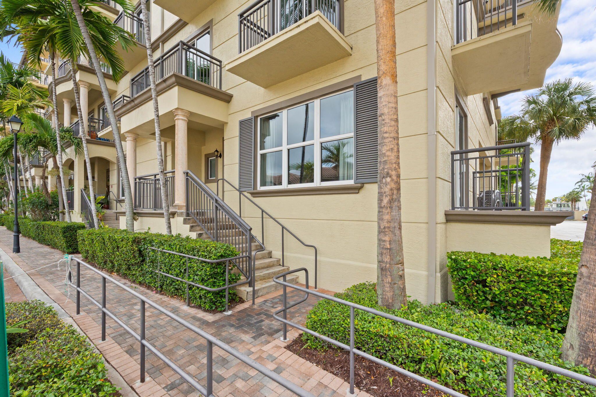 2617 Ne 14th Avenue 109