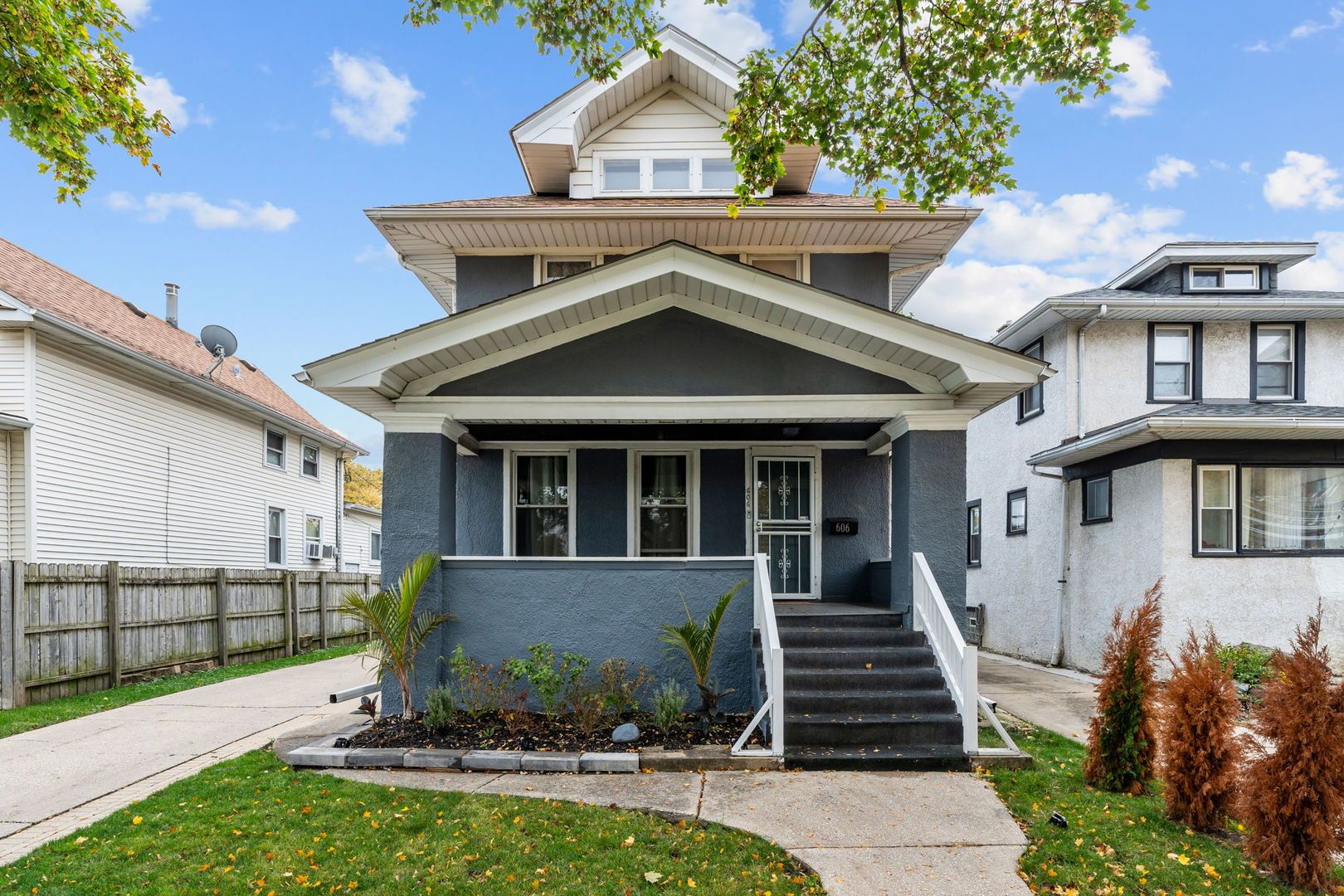 606 S 2nd Avenue