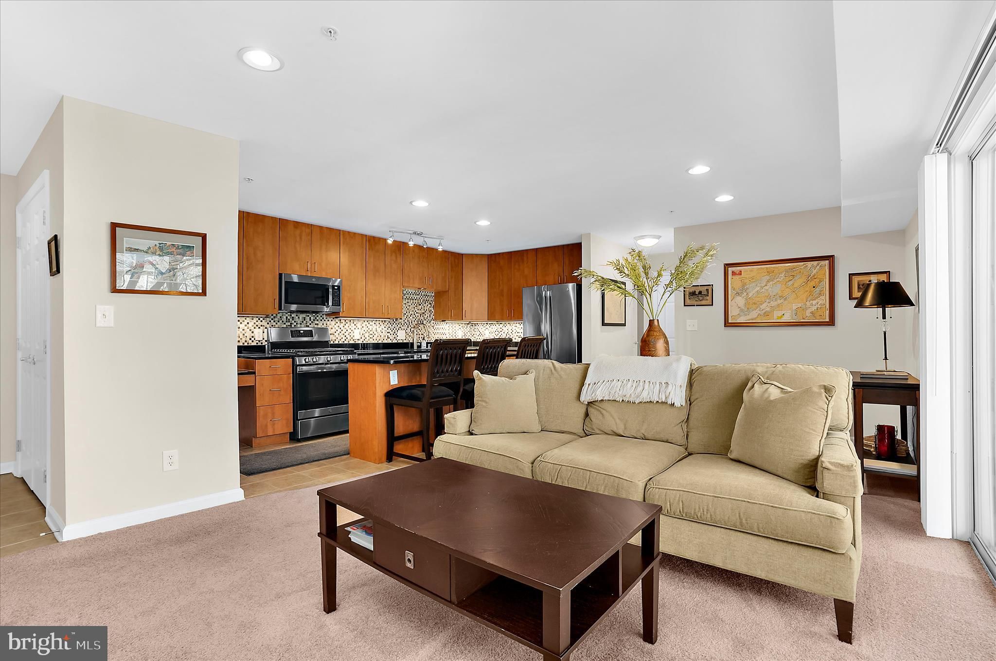 1113 Primrose Court 204