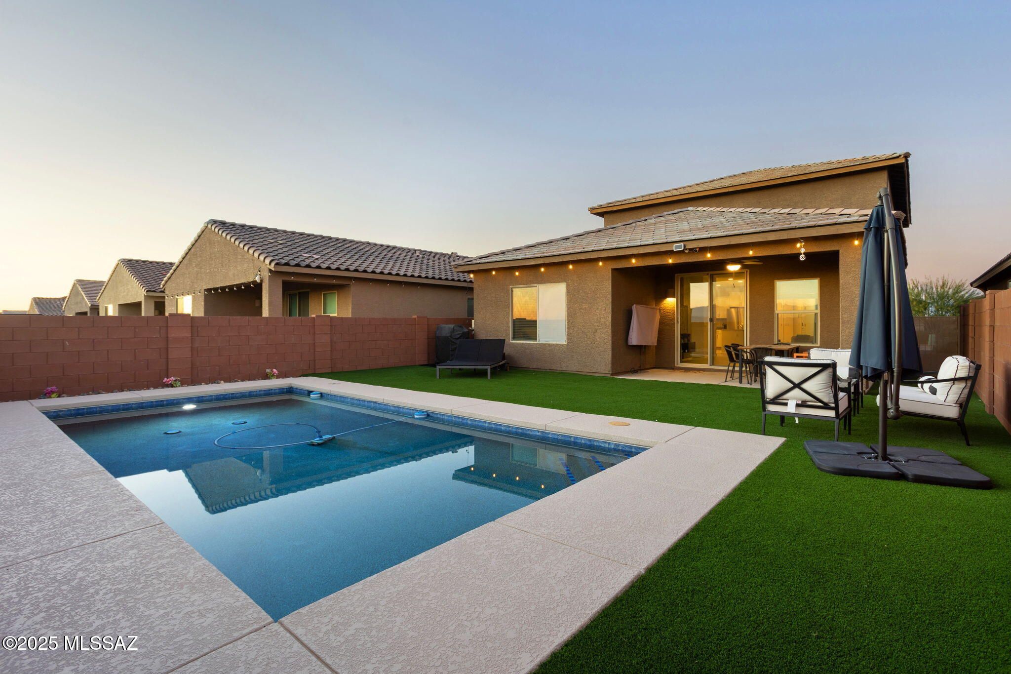 11288 S Weismann Drive