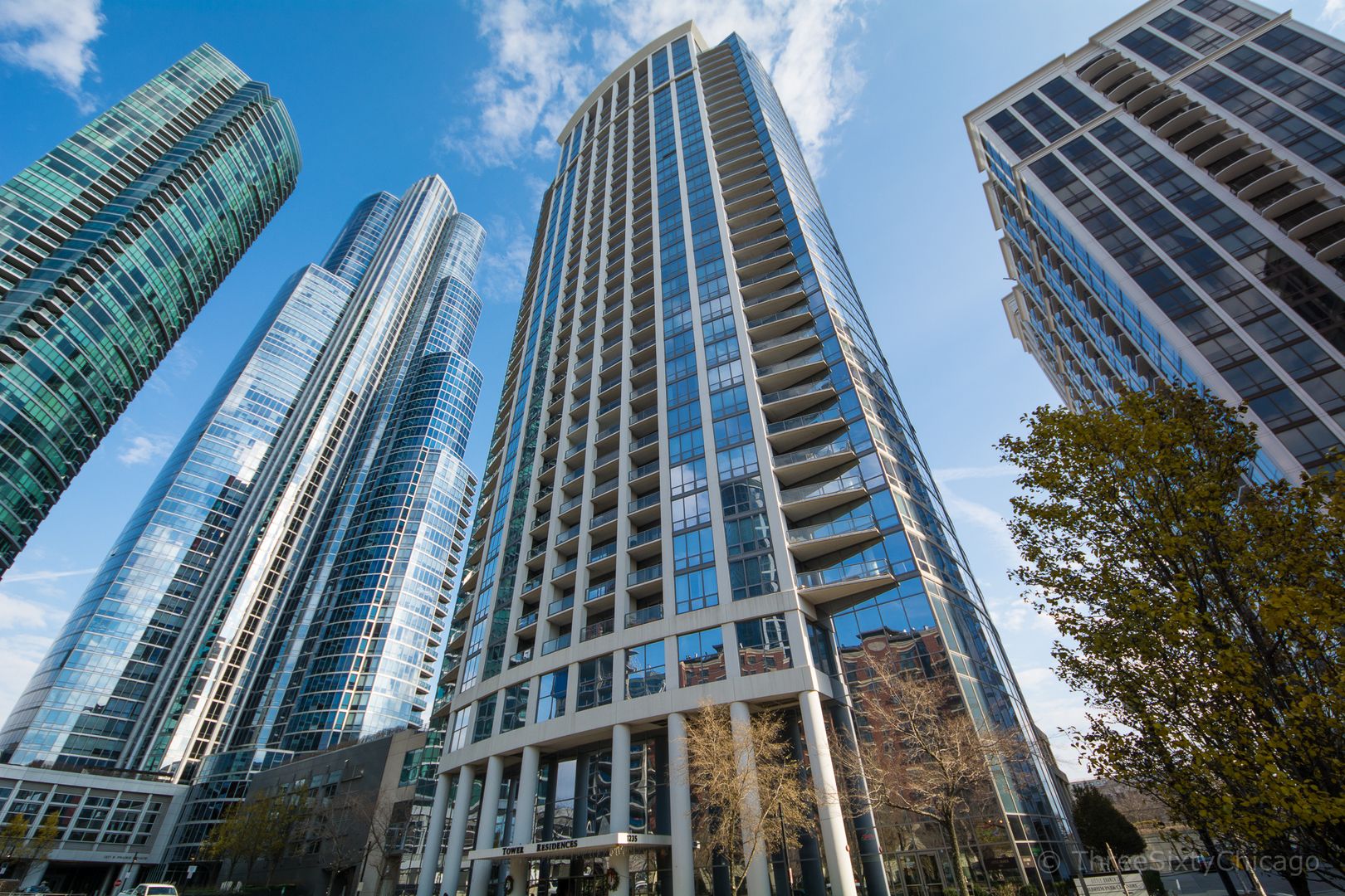 1235 S Prairie Avenue 3507